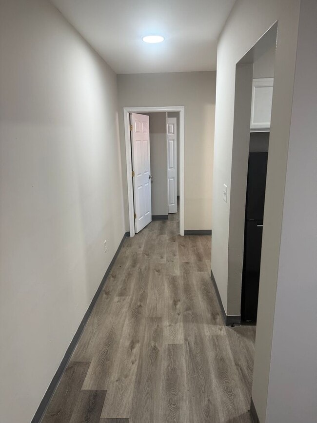 Photo - Mayflower Apartments Unit Apt 830B