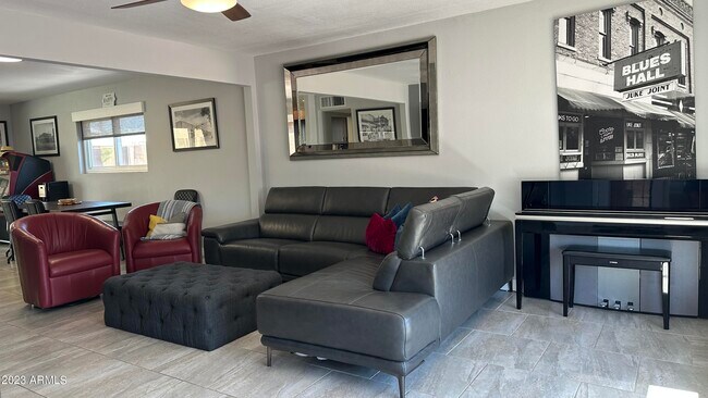 Photo - 8240 E Turney Ave