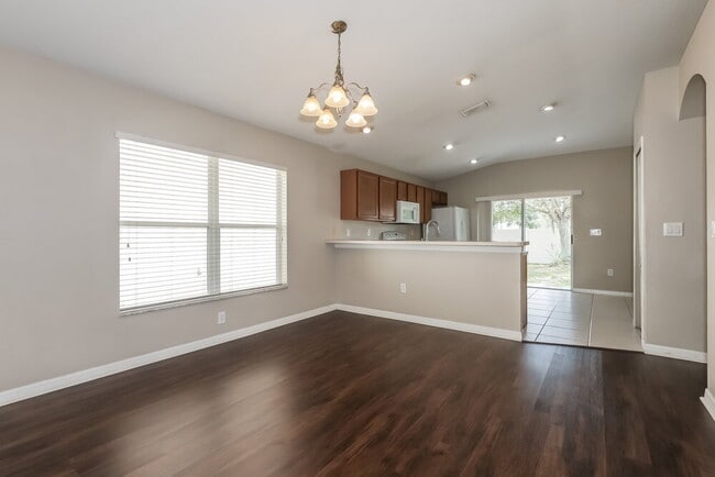 Photo - 7804 Maroon Peak Dr