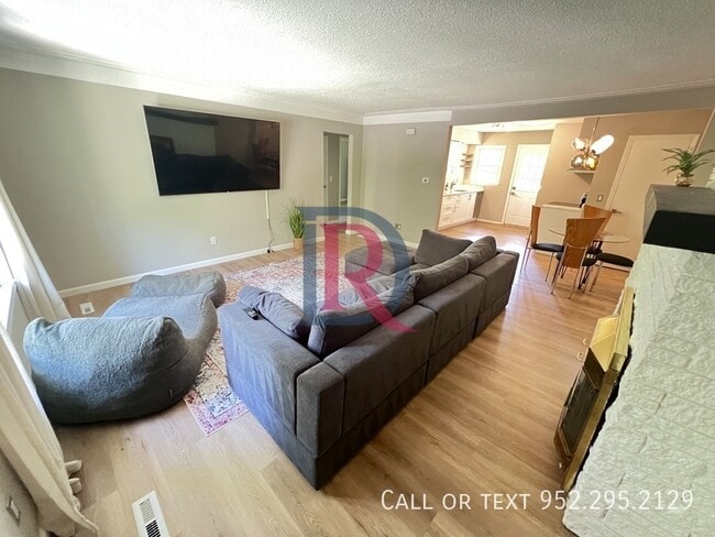 Photo - 13702 Country Ln