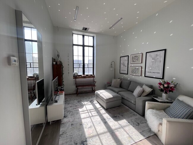 Photo - 1601 Spring Garden St Unidad 211