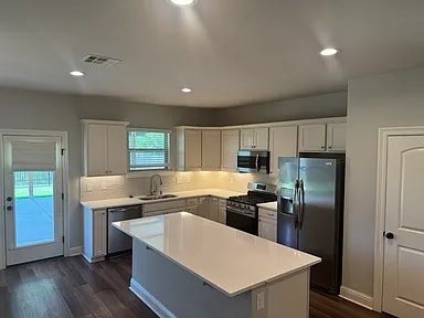 Photo - 1338 Shadow Bluff Dr