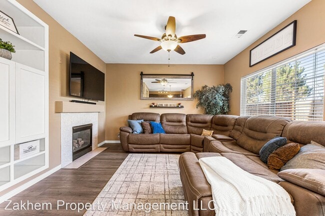 3 br, 2.5 bath House - 7356 S. Nucla St. - 3 br, 2.5 bath House - 7356 S. Nucla St.