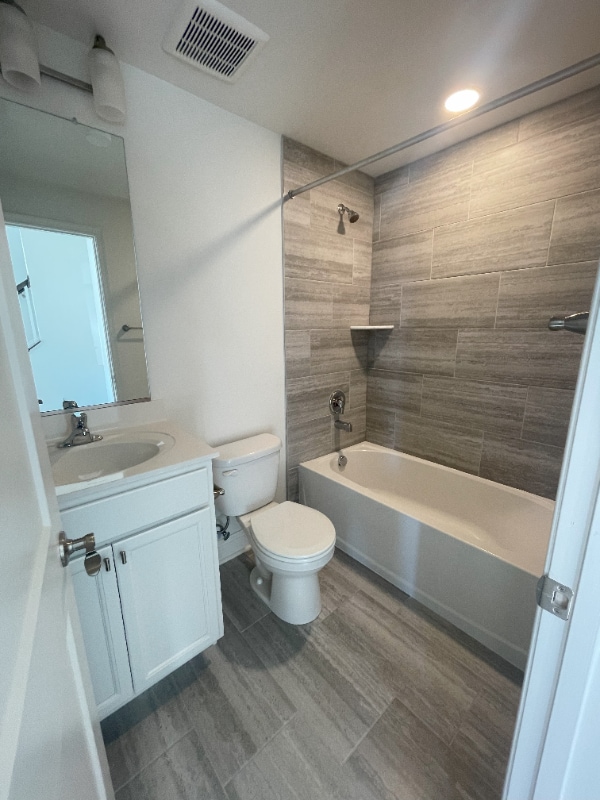 Photo - 235 Jessica Lyn Ave