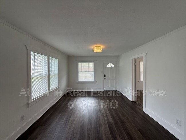 Photo - 1021 W Turner St