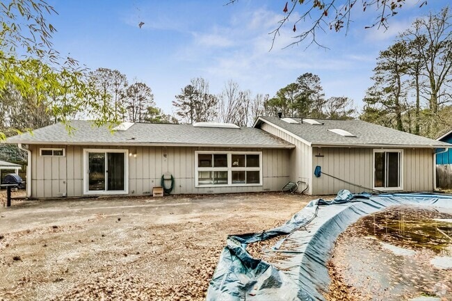 Building Photo - Single Story Contemporary Ranch off Pleasa... Rental