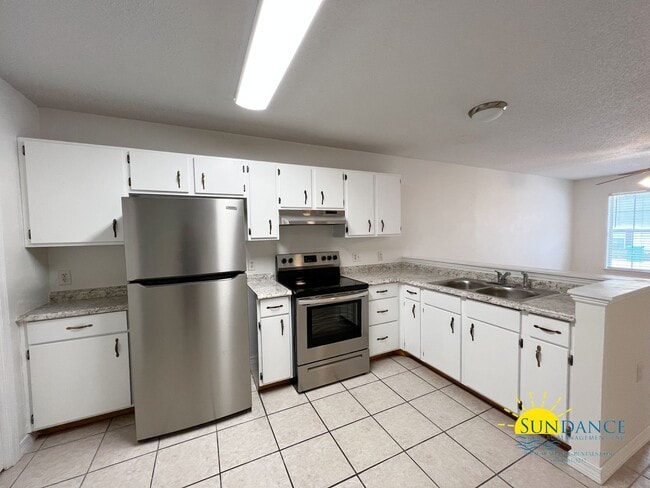 Photo - Quaint 2 Bedroom Home in Crestview!