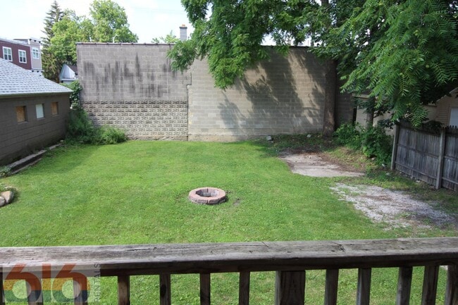 Photo - 813 Douglas St NW