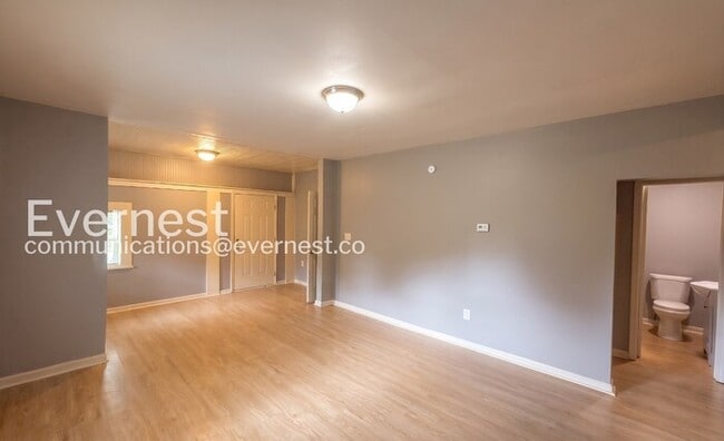 Photo - 630 77th St S