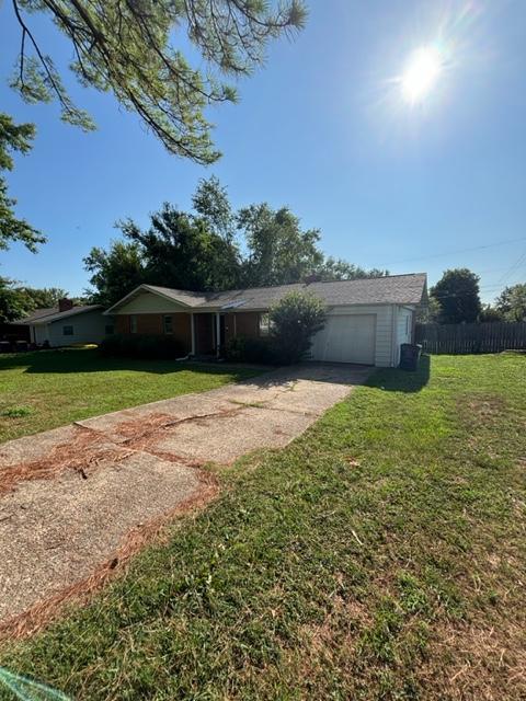 1029 Maple St - 1029 Maple St