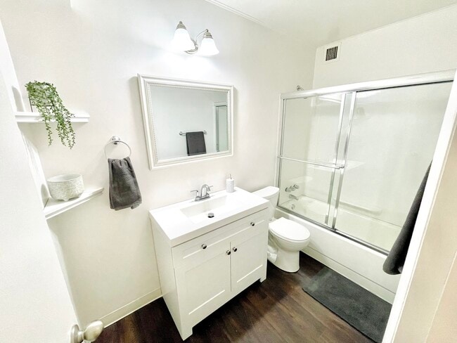 Highlander Suite Bath