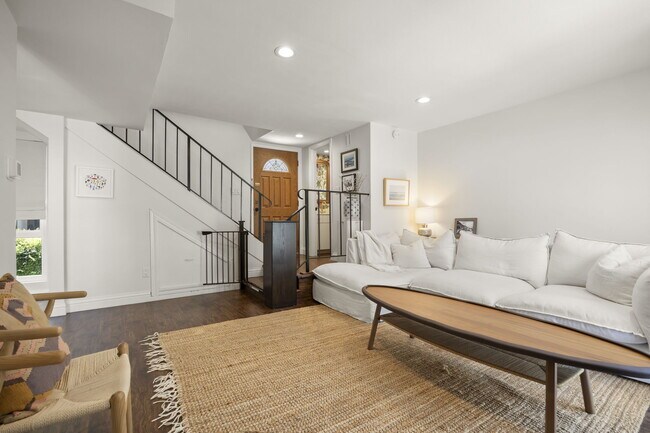 Photo - 27462 Country Glen Rd