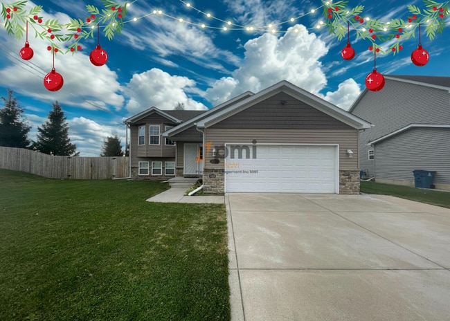 Building Photo - 10880 Mississippi St