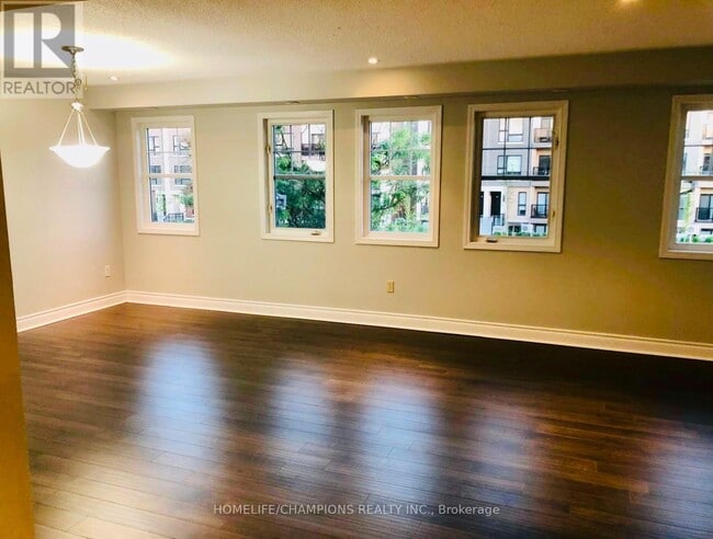 Photo - 8840 Sheppard Ave E