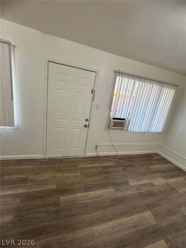 Photo - 312 W Cleveland Ave Unit 8