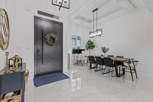 Photo - 112 Talon Dr