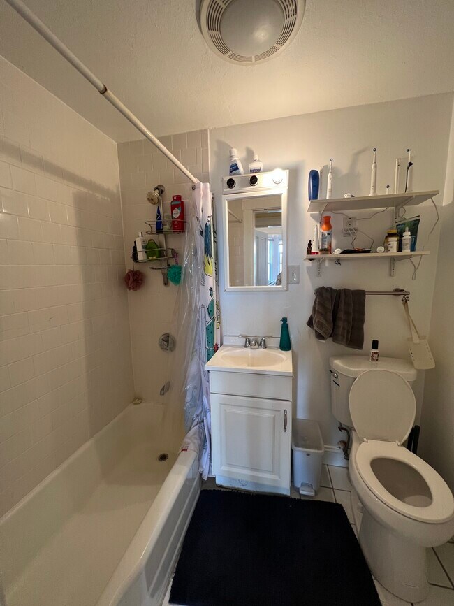 Photo - 59 Cedar St Unit 3L