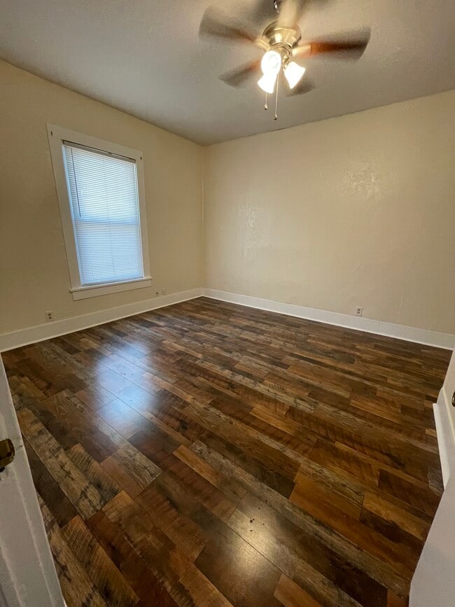 Photo - 1316 W Main St