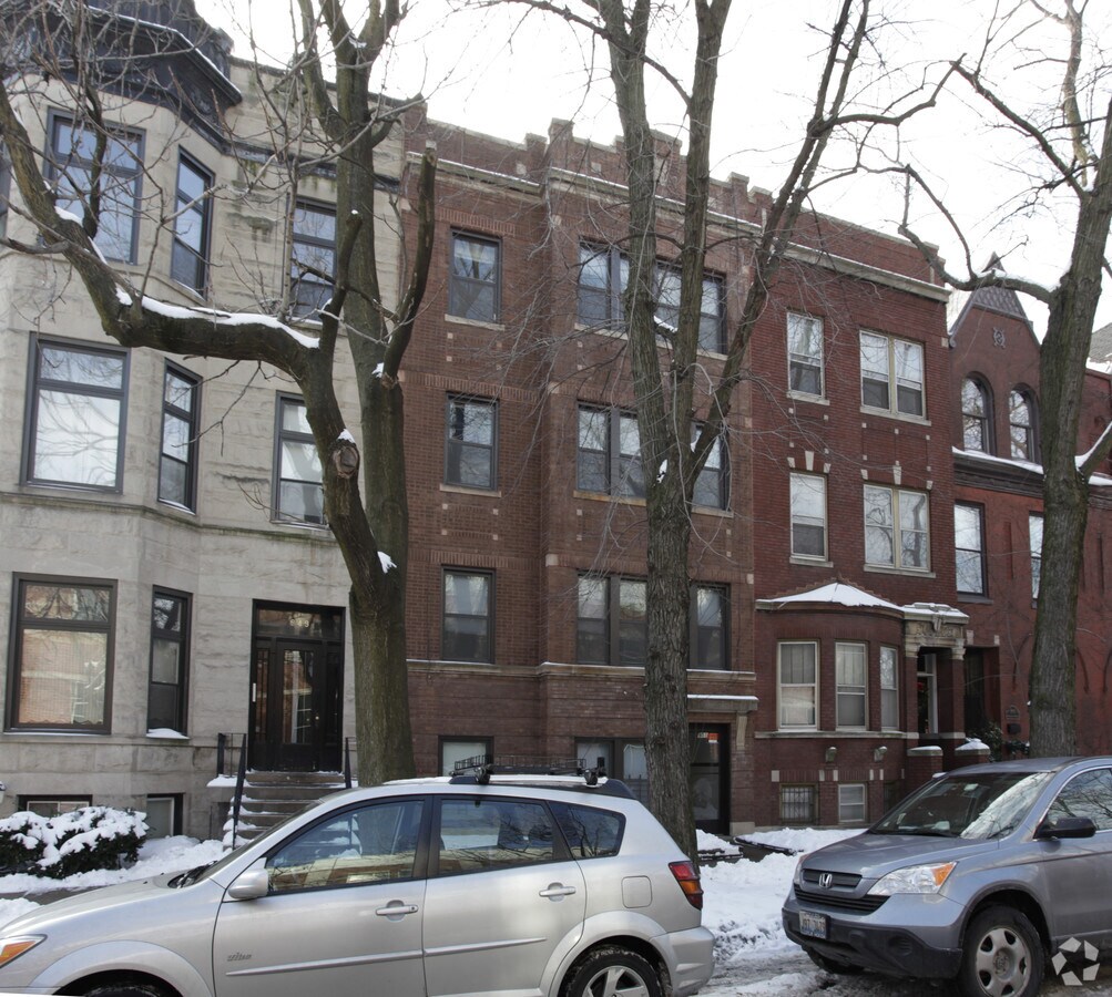 Photo - 951 W Belden Ave