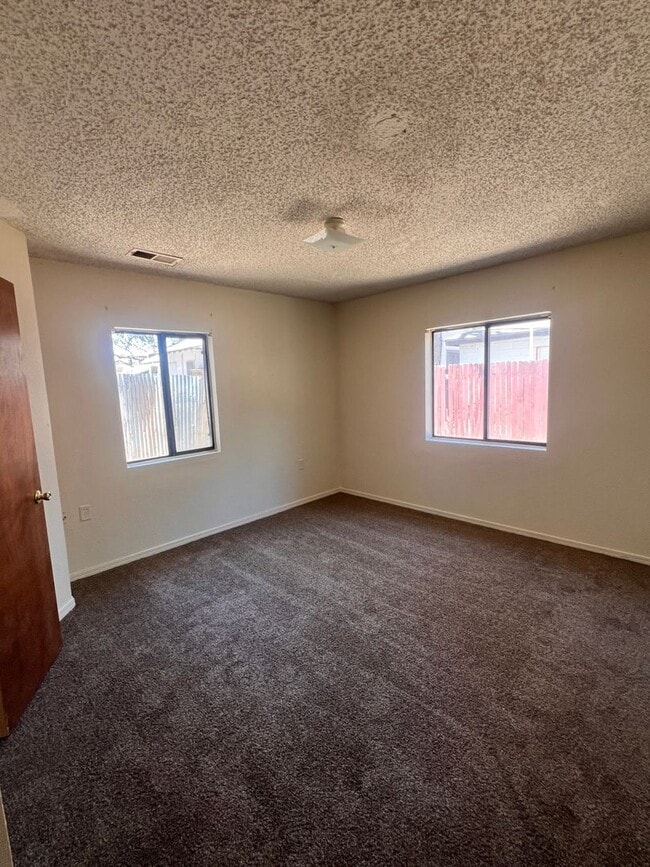 Photo - Winter Special! Half off first months rent!!