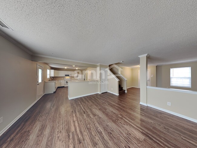 Photo - 10891 Albertson Dr