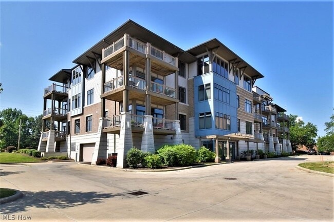 Building Photo - 1403 Copper Unit 307