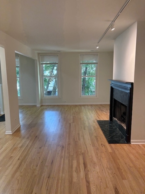 Living Room - 1821 W Henderson St Apartments Unit 2