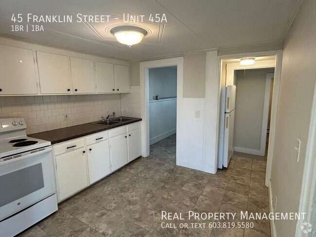 Building Photo - One Bedroom Apartment with Office Space an... Unit 45A