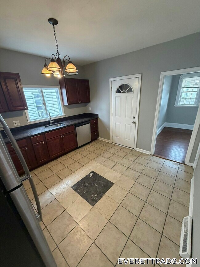 Photo - 51 Glendale St Unit 1