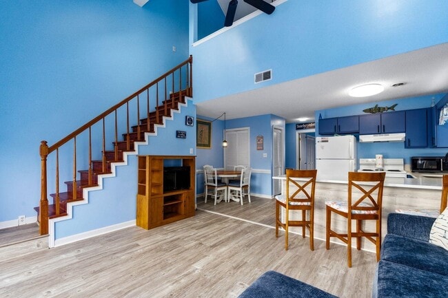 Photo - 3700 Golf Colony Ln