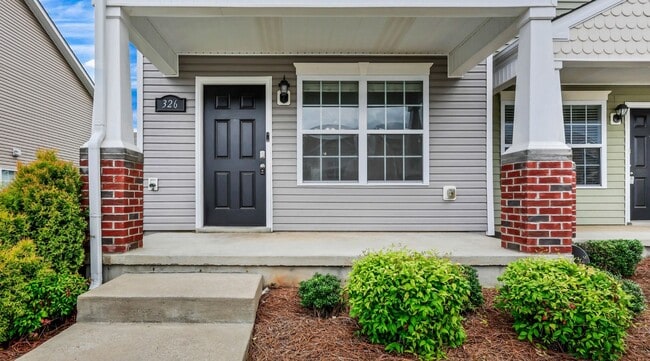 326 Sam Houston Cir
