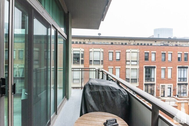 Building Photo - 650 W Wayman St Unit 405C Rental