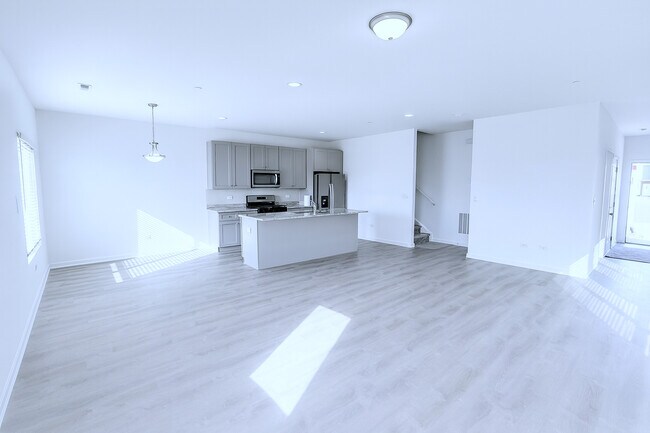 Photo - 1241 Gillespie Ln