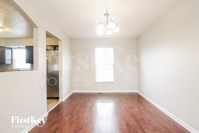 Photo - 7724 Gullit Way