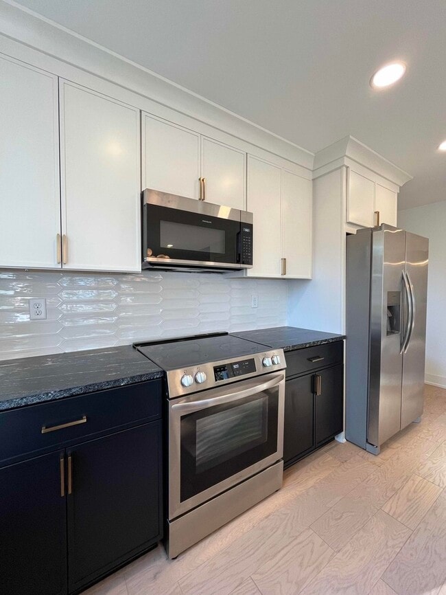 Building Photo - 1212 Frankie Aly