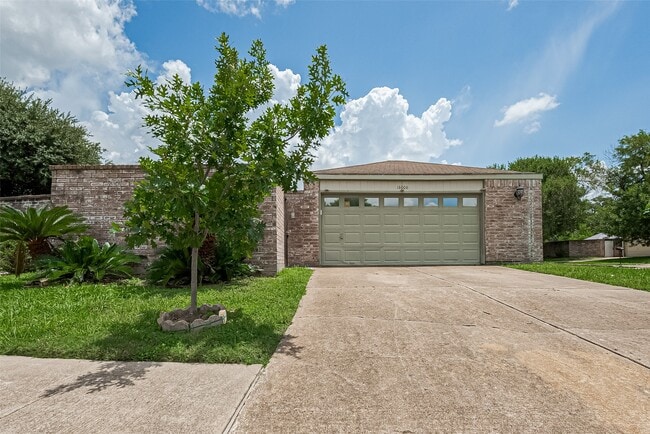 Photo - 16006 Glen Mar Dr