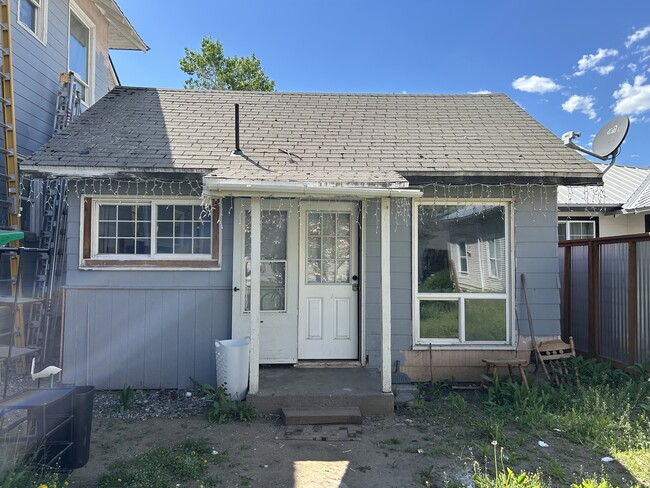 Photo - 305 1/2 Woodring St
