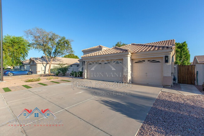 201 W Smoke Tree Rd