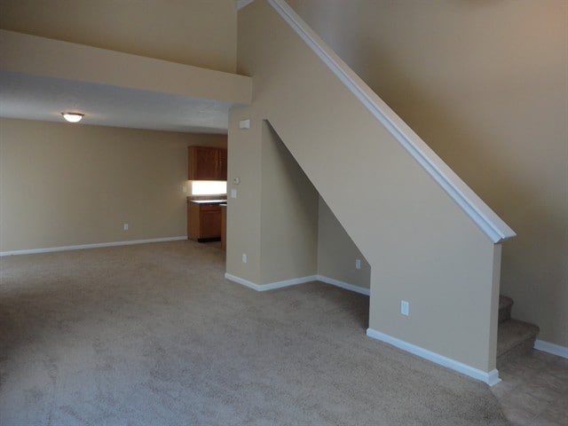 Photo - 695 Mountain Pine Dr