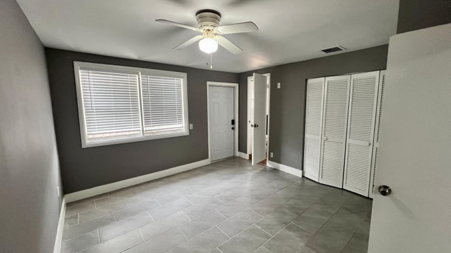 Photo - 1120 NE 23rd Pl