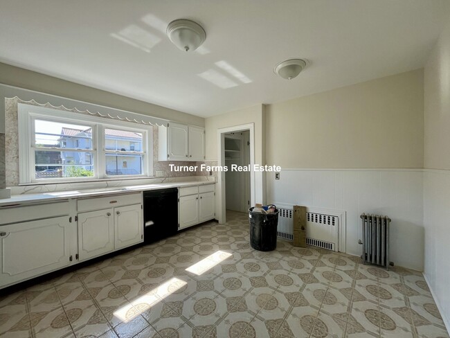 Building Photo - 10 Eliot St Unit 1 Rental