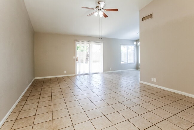 Photo - 6157 N 87th Ln