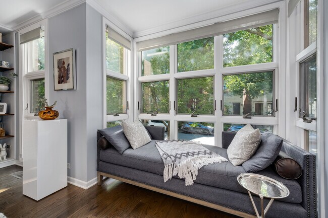 Photo - 2389 N Wayne Ave