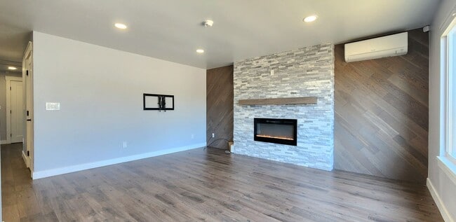 Photo - 3 Bedroom Home in North Marysville - $500 ...