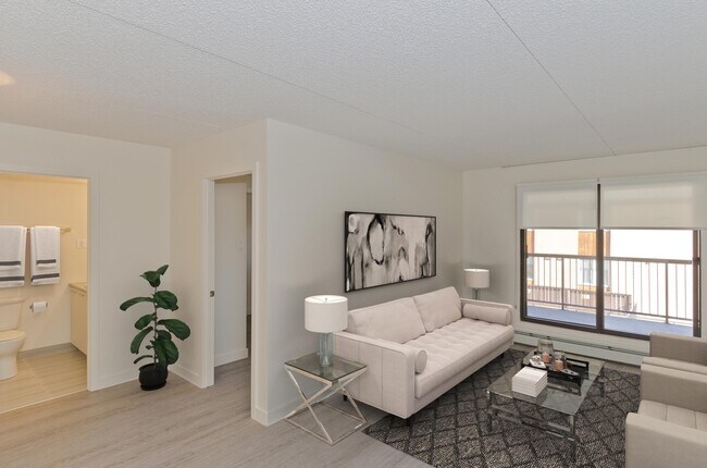 Photo - Skygate Tower