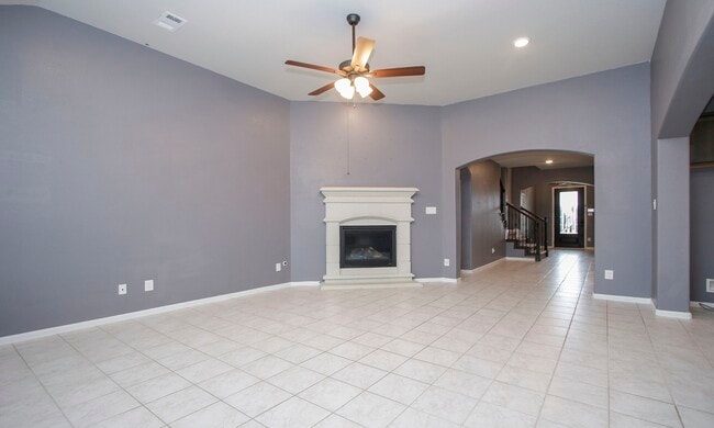 Photo - 18669 Blue Spruce Ln