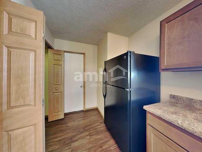 Photo - 2572 Edencreek Ln