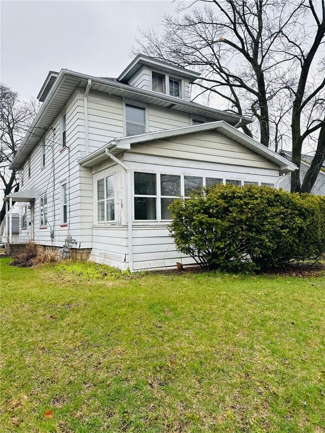 511 S Lincoln Rd