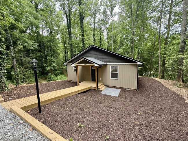Photo - 137 Luke Martin Ln