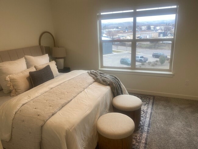 Photo - 4337 N Waltz Ln